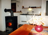 fotka apartmanů na  Malé Skále - interiér kuchyně